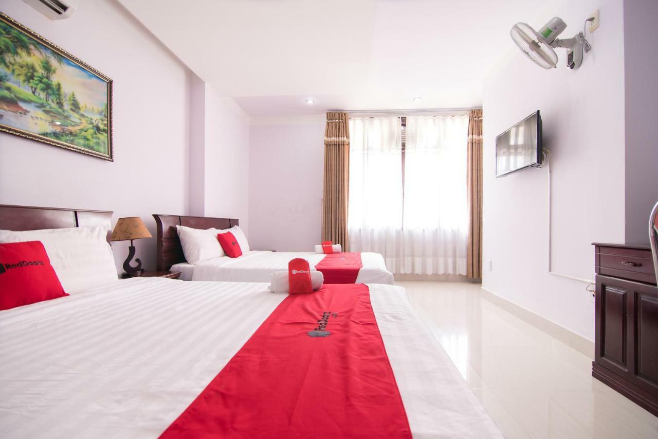 Reddoorz Near Cau Song Han 2 Дананг Екстериор снимка