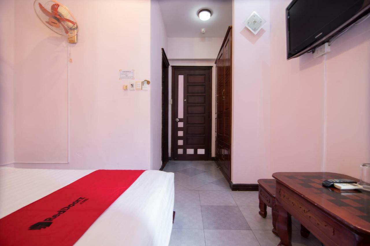 Reddoorz Near Cau Song Han 2 Дананг Екстериор снимка